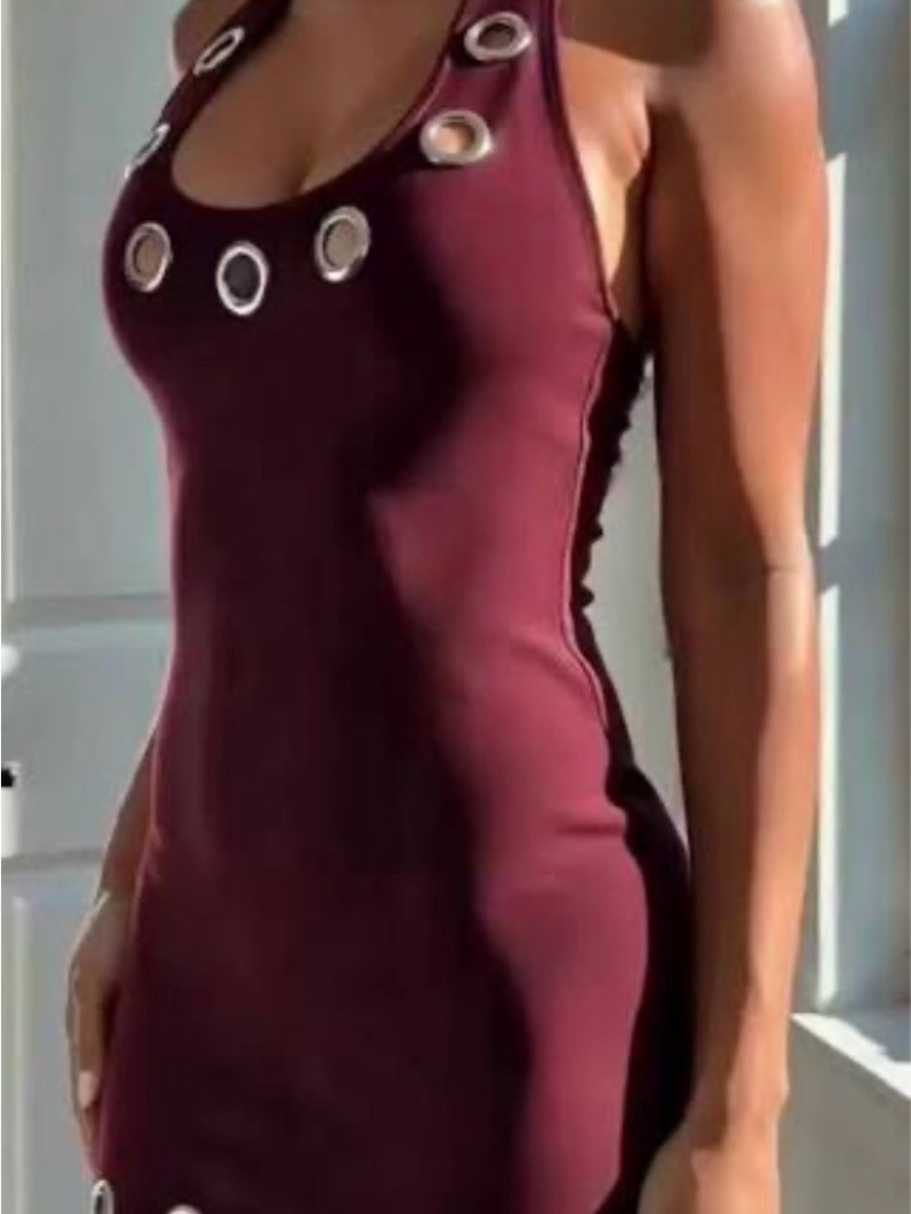 Grommet Detail Bodycon mini dress Burgundy